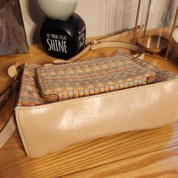 Liz Claiborne Tan and Multicolor Crossbody Bag - Picture 6 of 11